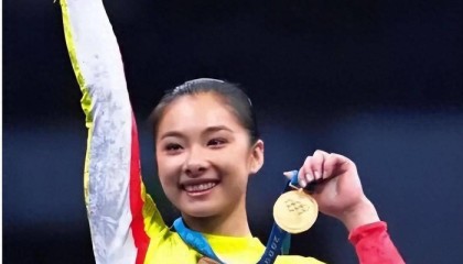 开云体育下载-她曾是体操皇后，36岁结4次婚，却嫁给同一人，网友：比郭晶晶还强|刘璇|婚礼|王弢|退役|运动员_新浪娱乐_新浪新闻