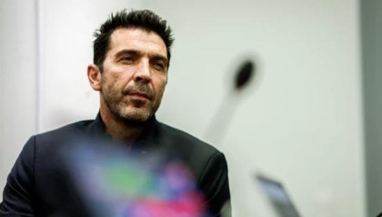 布冯：为使足球更精彩进球更多 球门得变大