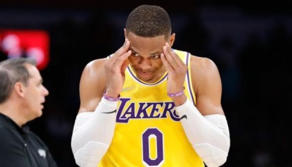 kaiyun-湖人复苏还靠詹皇韦少组合！缺化学反应如何破局？